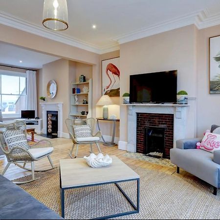 Sea View, Beach Road, Cromer Exterior photo